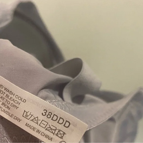 Bra - Picture 2 of 4